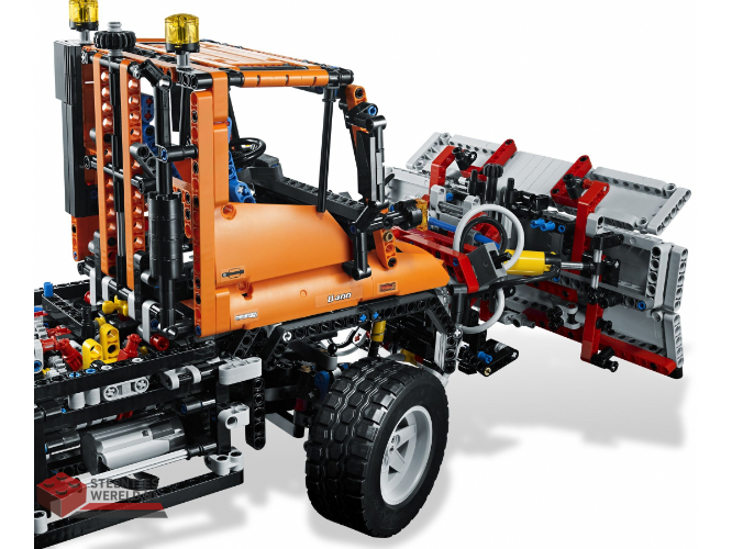 LEGO Technic 8110 Unimog U400 - Mercedes-Benz Unimog U 400 - Afbeelding 4