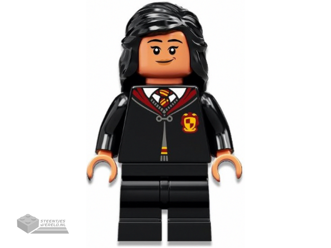 hp334 – Parvati Patil – Black Gryffindor Robe and Medium Legs